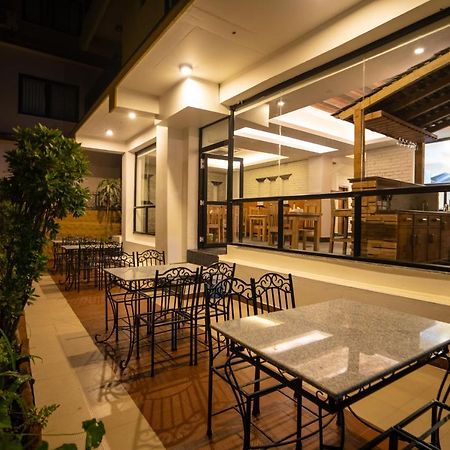 Hotel Mera Peak Private Limited Pokhara Luaran gambar