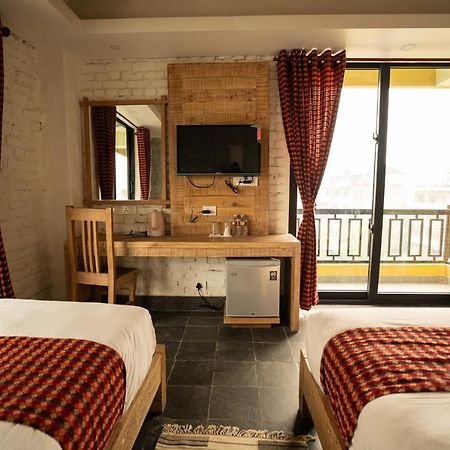 Hotel Mera Peak Private Limited Pokhara Luaran gambar