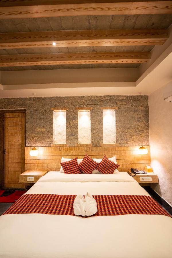 Hotel Mera Peak Private Limited Pokhara Luaran gambar