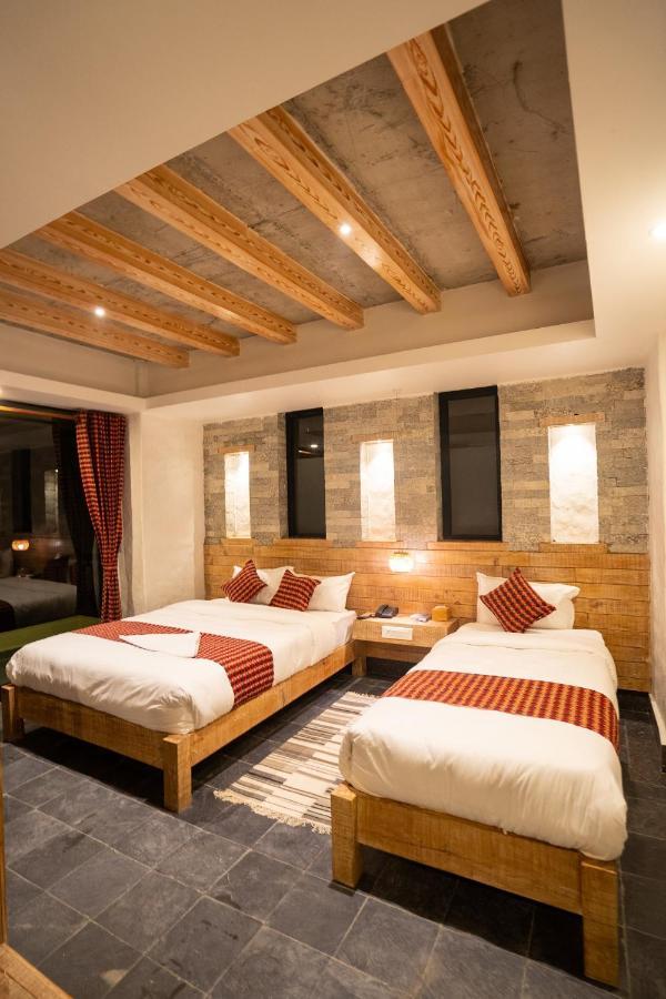 Hotel Mera Peak Private Limited Pokhara Luaran gambar
